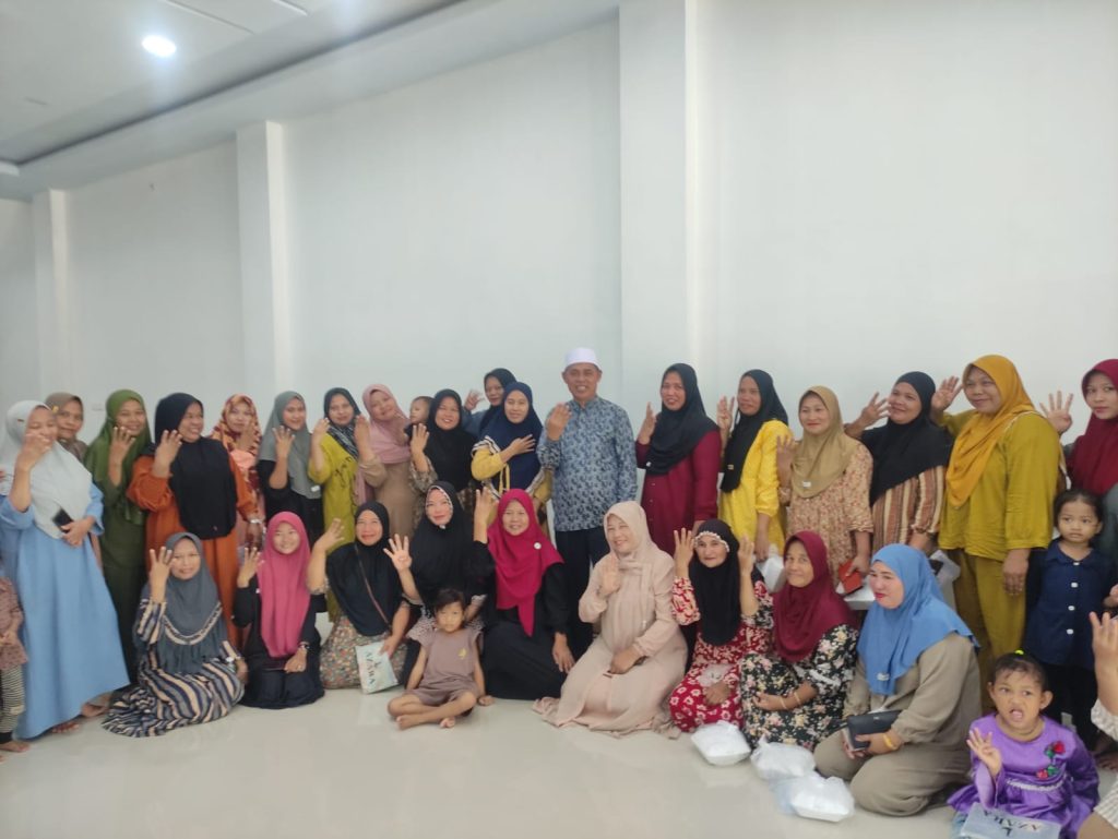 Ket Foto: Cabup nomor urut 4 H Herman melaksanakan kegiatan kampanye dialogis, Selasa (22/10/2024).