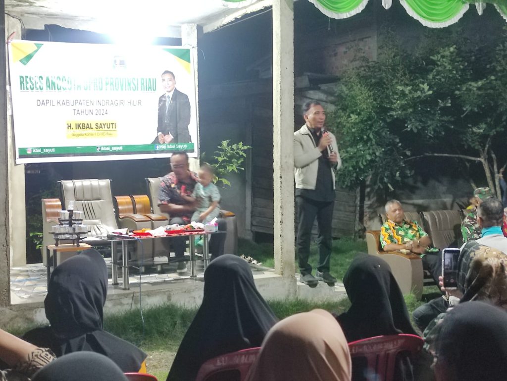 H Ikbal Sayuti Anggota DPRD Provinsi Riau melaksanakan kegiatan Reses di Kelurahan Harapan Tani (foto Istimewa)